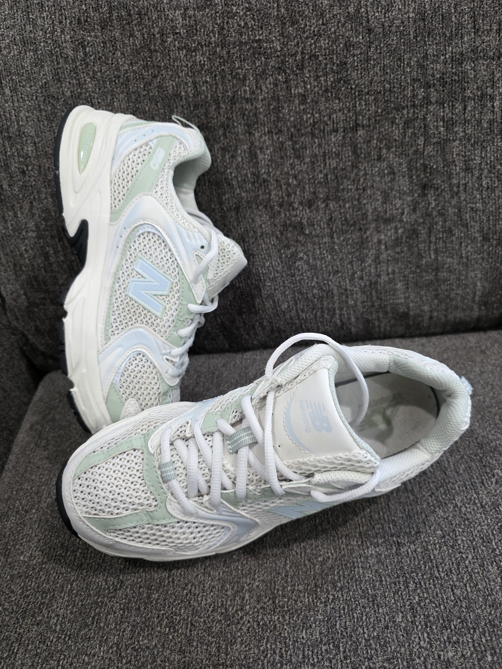New Balance Women's White & Mint Lightweight Running Sneakers - Picture 6 of 10